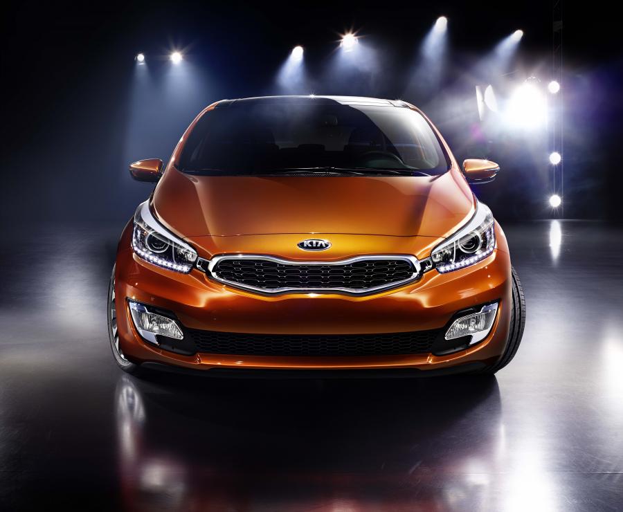  Kia pro_cee&rsquo;d 2013 года  (фото 8 из 51)